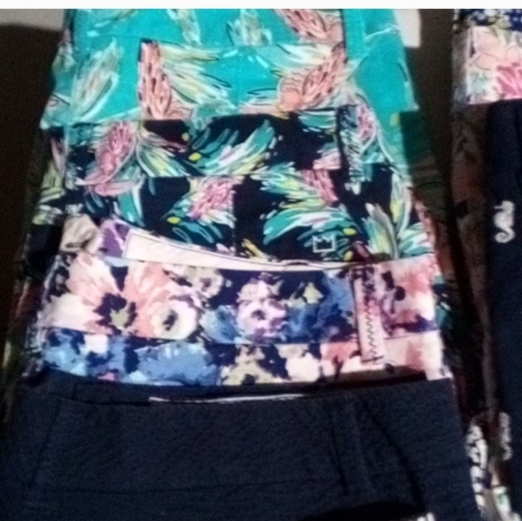 9 pair of Shorts - Picture 4 of 4